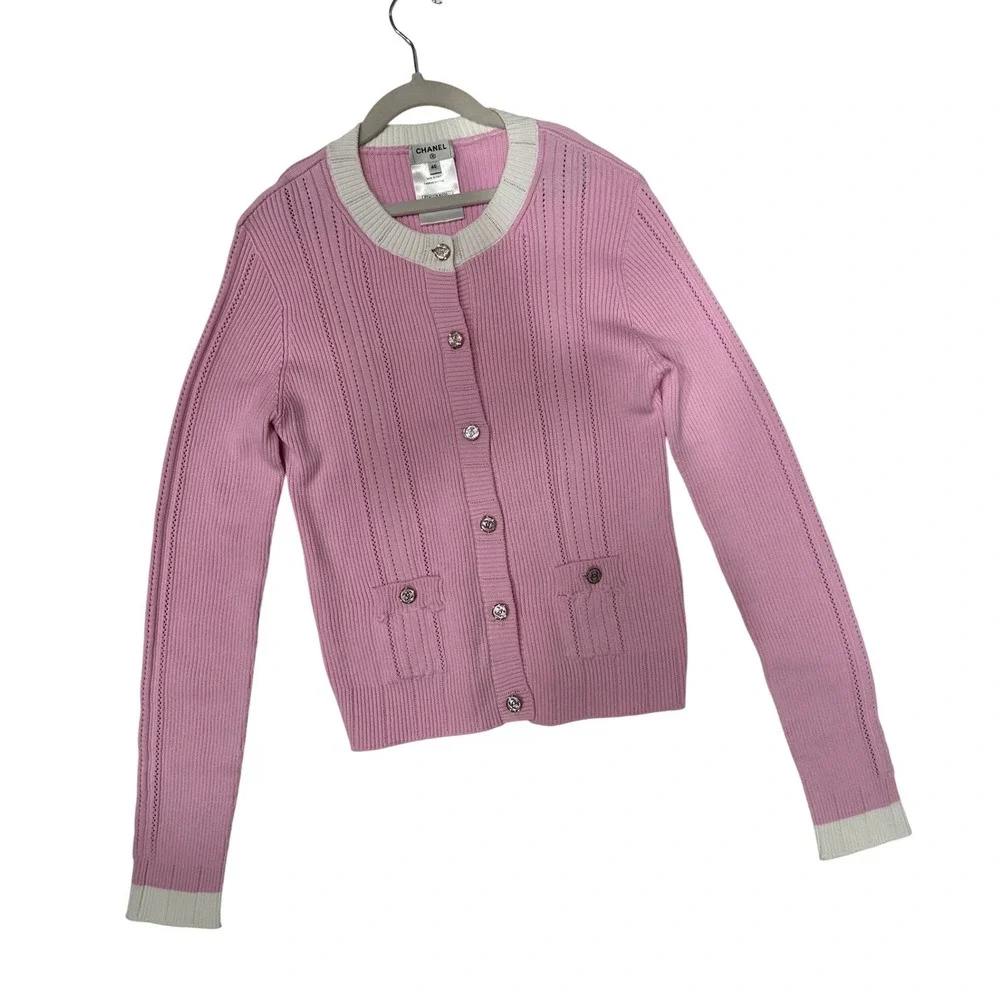 23P Chanel Pink Ribbed Knit CC Logo Button Cardigan Size 40 - Picture 3 of 16